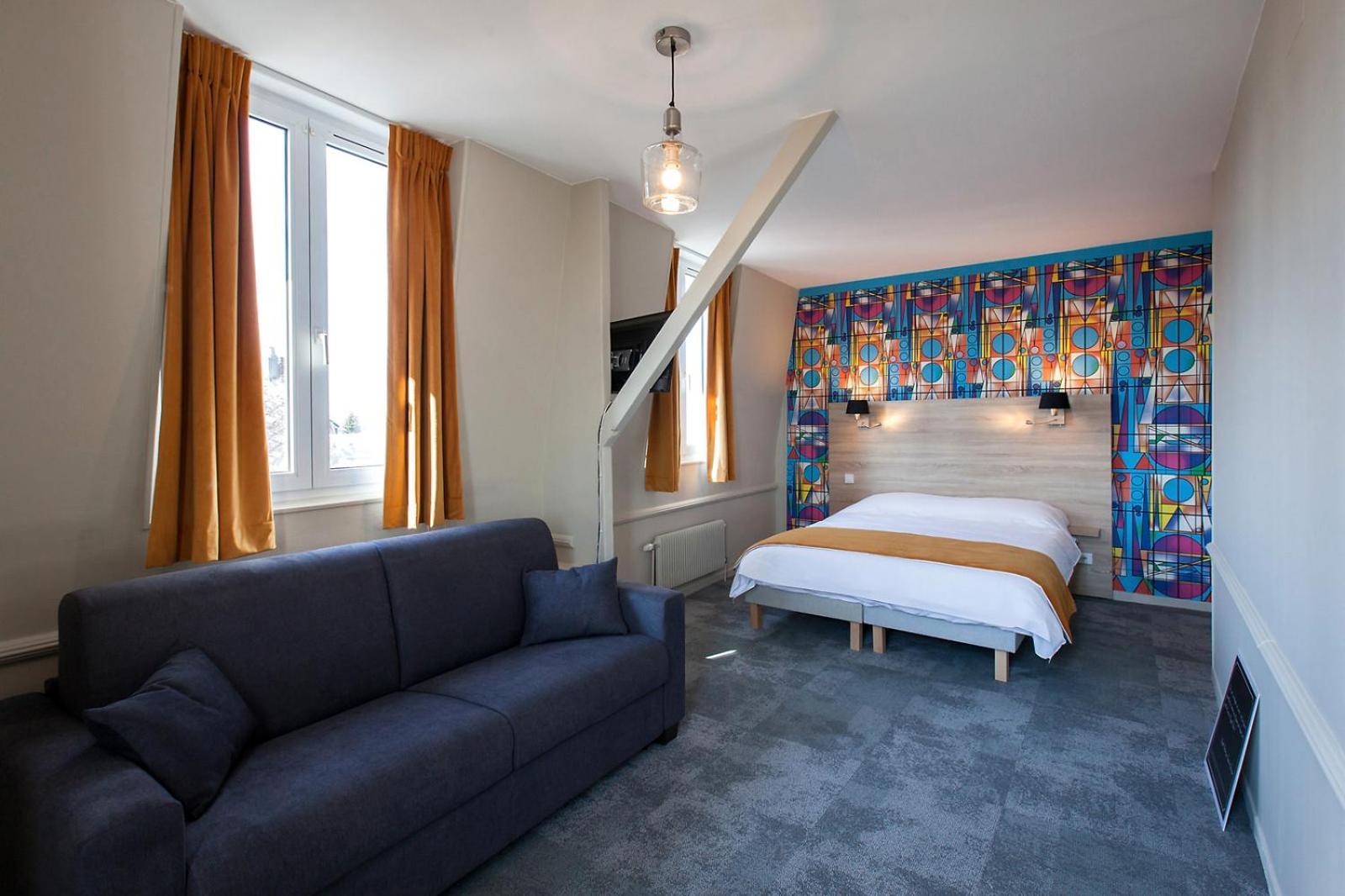 Logis - Hostellerie & Restaurant Du Marche Le Cateau-Cambresis Eksteriør bilde