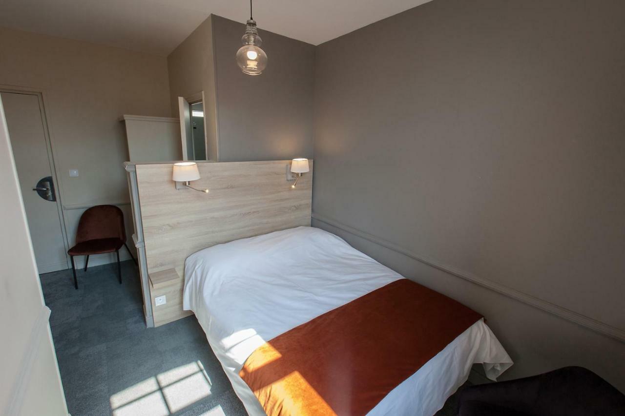 Logis - Hostellerie & Restaurant Du Marche Le Cateau-Cambresis Eksteriør bilde